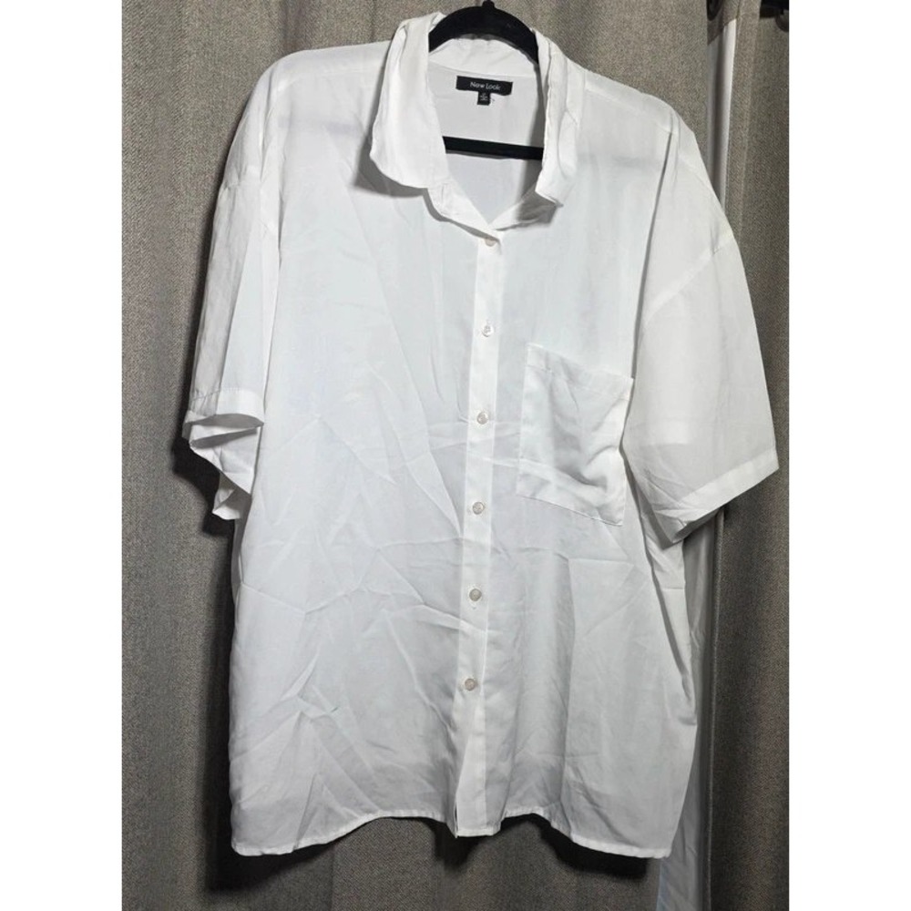 New Look Womens 1X White Short Sleeve Button Down Shirt Pocket Blouse